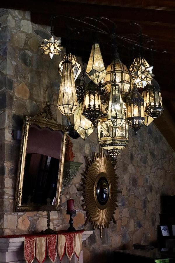 Hotel Boutique Casa Colorada Пацкуаро Екстер'єр фото