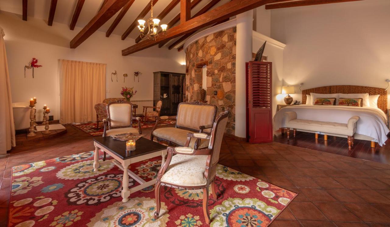 Hotel Boutique Casa Colorada Пацкуаро Екстер'єр фото