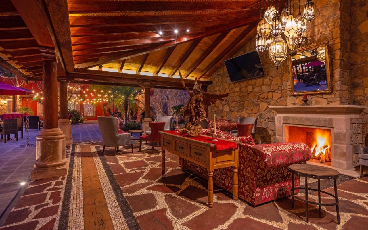 Hotel Boutique Casa Colorada Пацкуаро Екстер'єр фото