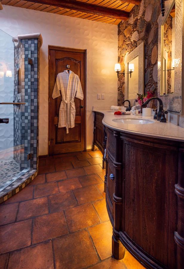 Hotel Boutique Casa Colorada Пацкуаро Екстер'єр фото