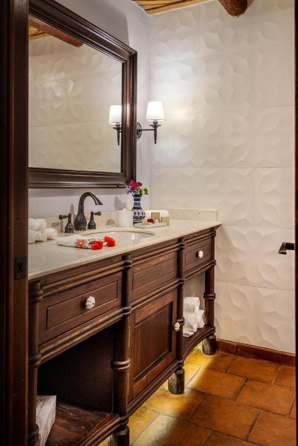 Hotel Boutique Casa Colorada Пацкуаро Екстер'єр фото